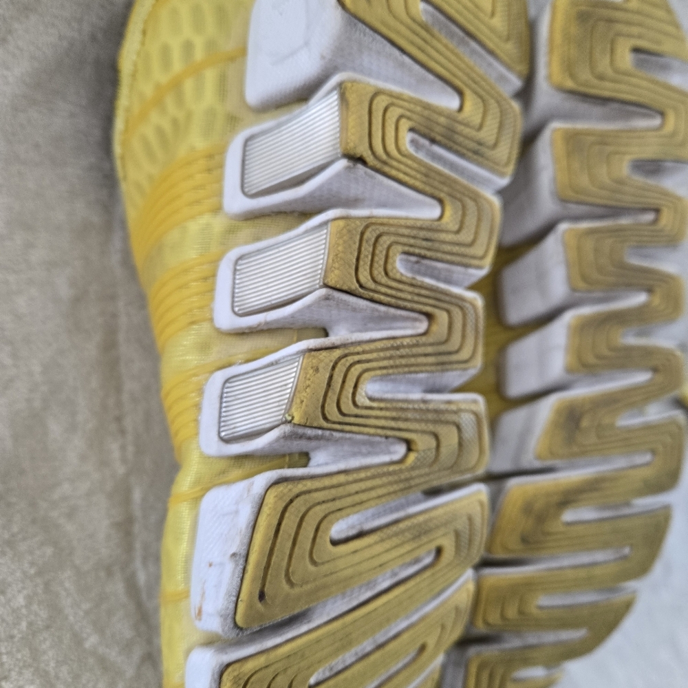 ADIDAS Yellow CLIMA COOL Sneakers Men's Sz9 Activewear Athletic Sport Mesh Shoes - Picture 12 of 12